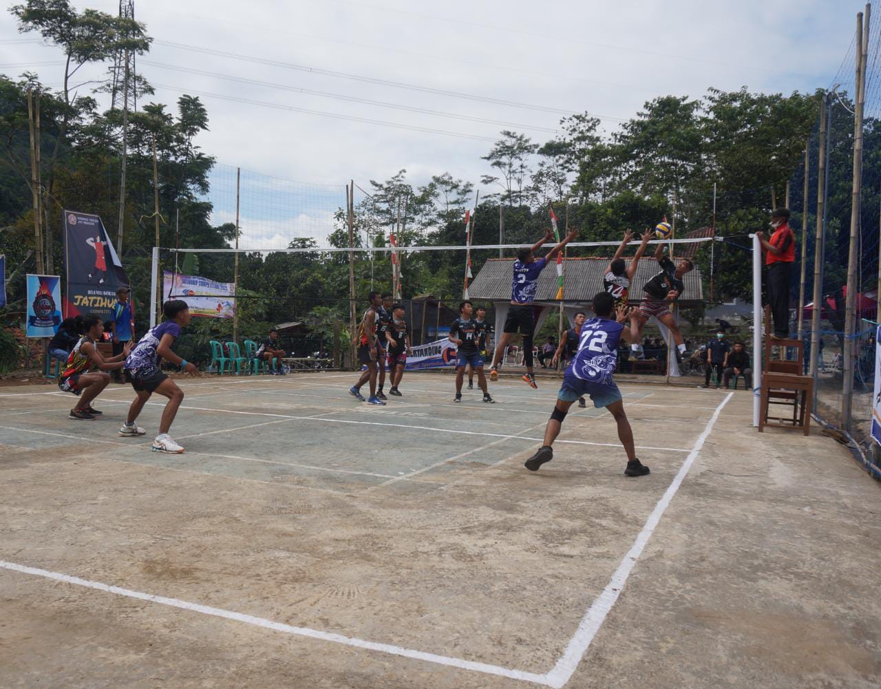 Sekilas Tentang Dayeuhluhur