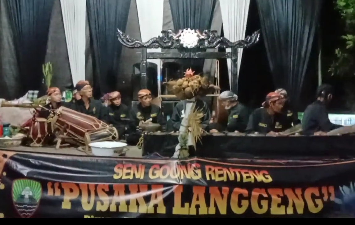 Sekilas Tentang Dayeuhluhur